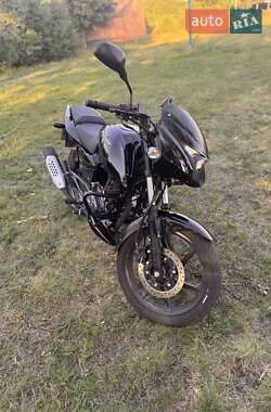 Спортбайк Bajaj Pulsar 180 2023 в Гадячі