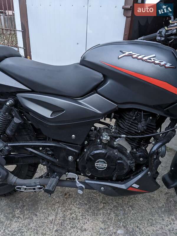 Мотоцикл Спорт-туризм Bajaj Pulsar 180 2024 в Буську