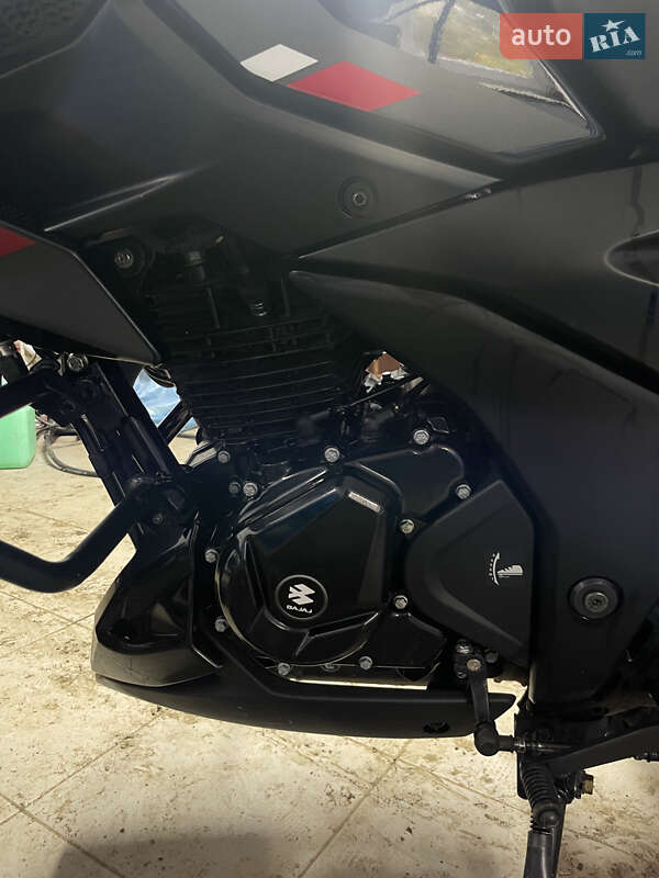 Мотоцикл Классик Bajaj Pulsar N250 2024 в Тернополе