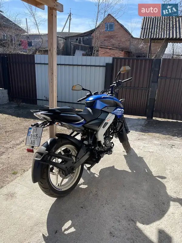 Мотоцикл Спорт-туризм Bajaj Pulsar NS200 2021 в 