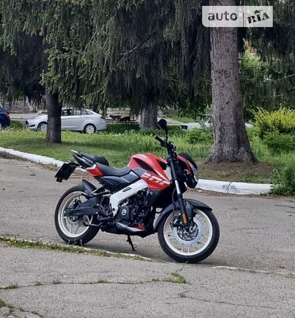 Мотоцикл Классік Bajaj Pulsar NS200 2021 в Тетієві