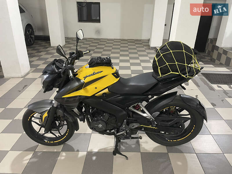 Мотоцикл Классик Bajaj Pulsar NS200 2019 в 