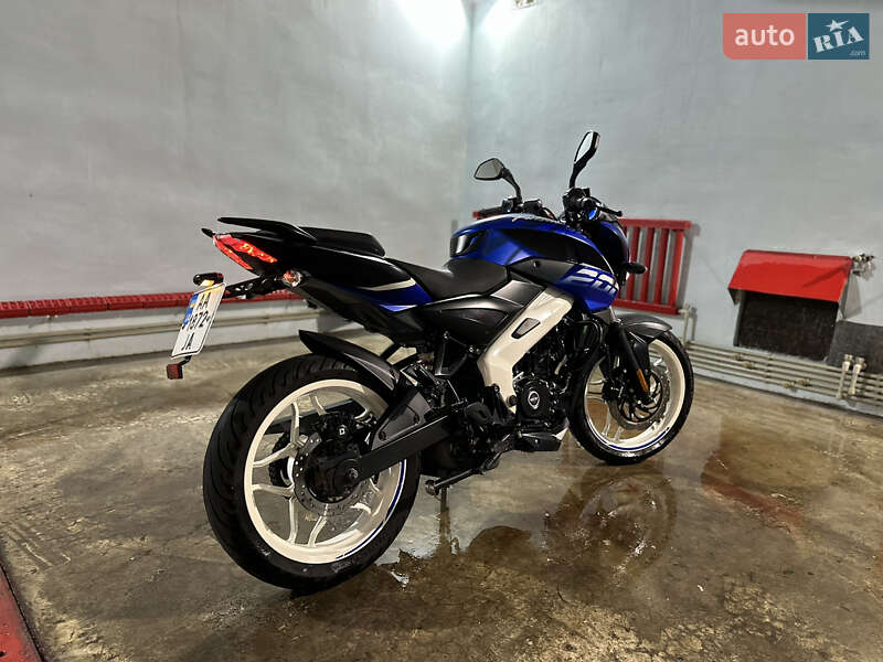 Мотоцикл Без обтікачів (Naked bike) Bajaj Pulsar NS200 2021 в Ямпілю