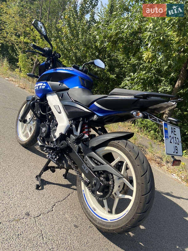 Мотоцикл Без обтікачів (Naked bike) Bajaj Pulsar NS200 2021 в Кривому Розі фото 2 Мотоцикл Без обтікачів (Naked bike) Bajaj Pulsar NS200 2021 в Кривому Розі