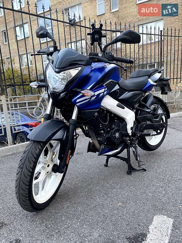 Мотоцикл Без обтекателей (Naked bike) Bajaj Pulsar NS200 2021 в Киеве