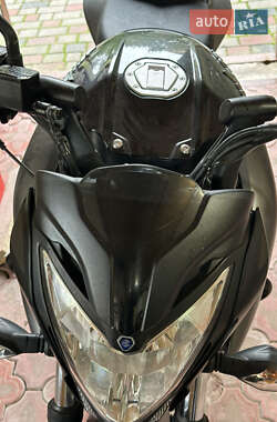 Мотоцикл Супермото (Motard) Bajaj Pulsar NS200 2019 в 