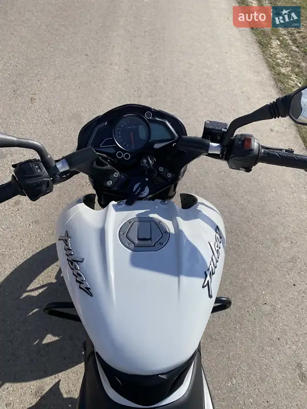 Мотоцикл Без обтікачів (Naked bike) Bajaj Pulsar NS200 2023 в 