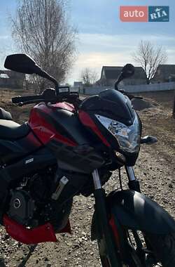 Мотоцикл Спорт-туризм Bajaj Pulsar NS200 2021 в 