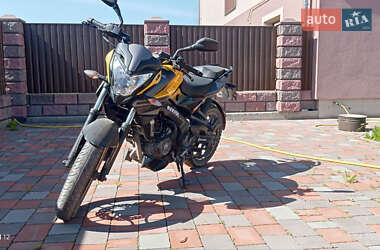 Мотоцикл Без обтекателей (Naked bike) Bajaj Pulsar NS200 2021 в 