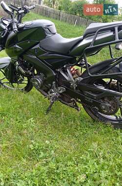 Мотоцикл Многоцелевой (All-round) Bajaj Pulsar NS200 2018 в 