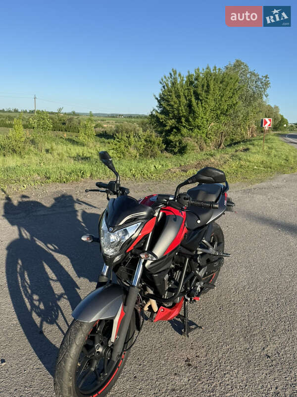 Мотоцикл Классік Bajaj Pulsar NS200 2019 в 
