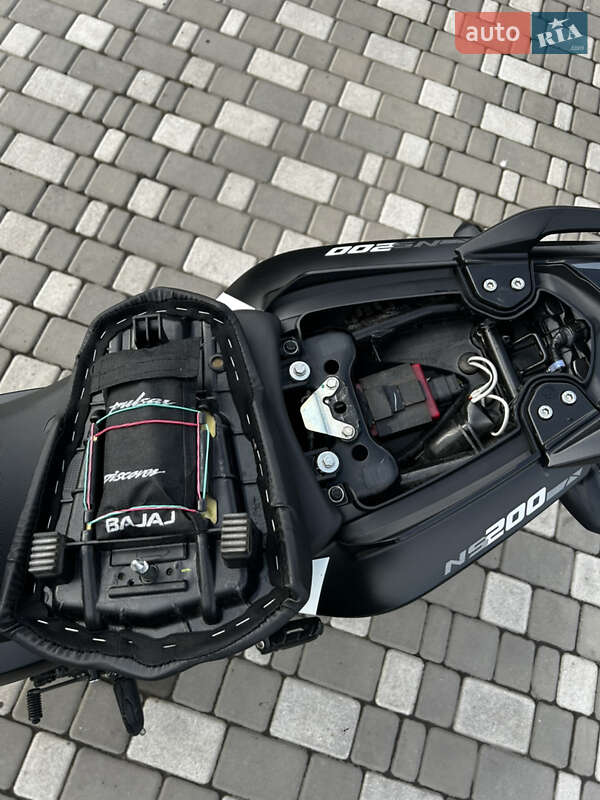 Мотоцикл Спорт-туризм Bajaj Pulsar NS200 2023 в Полтаве