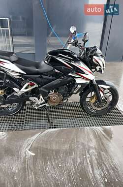 Мотоцикл Многоцелевой (All-round) Bajaj Pulsar NS200 2017 в 
