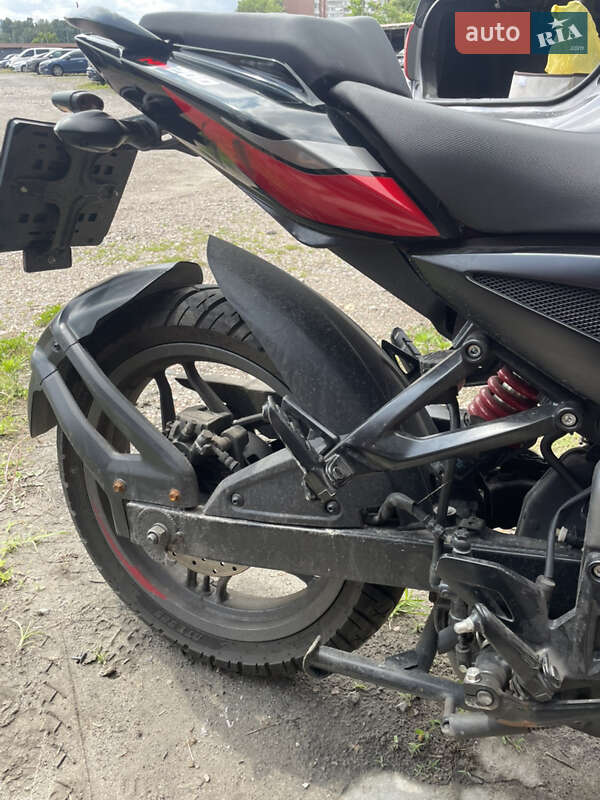 Мотоцикл Без обтікачів (Naked bike) Bajaj Pulsar NS200 2024 в Києві фото 8 Мотоцикл Без обтікачів (Naked bike) Bajaj Pulsar NS200 2024 в Києві
