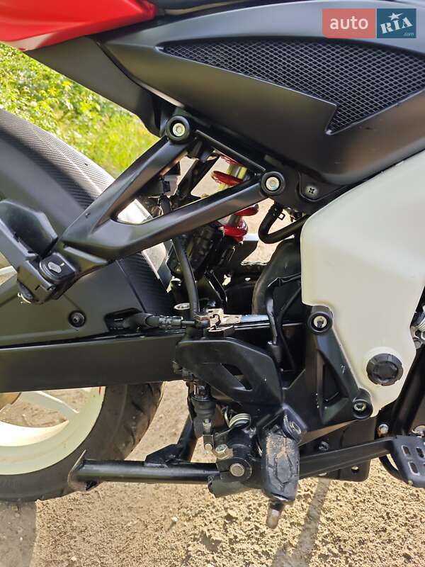 Мотоцикл Без обтекателей (Naked bike) Bajaj Pulsar NS200 2021 в Южноукраинске