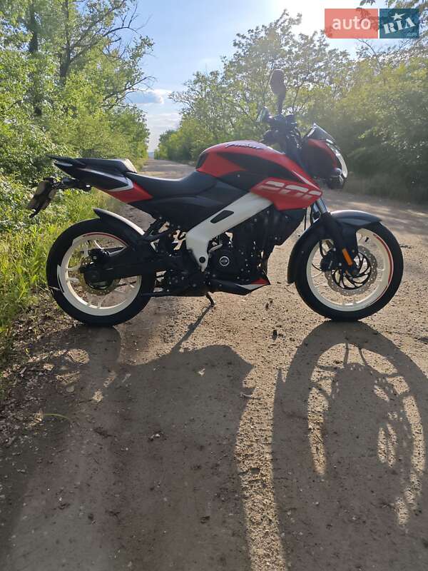 Мотоцикл Без обтекателей (Naked bike) Bajaj Pulsar NS200 2021 в Южноукраинске