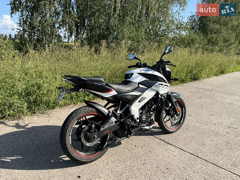 Мотоцикл Без обтікачів (Naked bike) Bajaj Pulsar NS200 2023 в Сумах