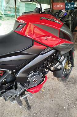 Спортбайк Bajaj Pulsar NS200 2020 в 