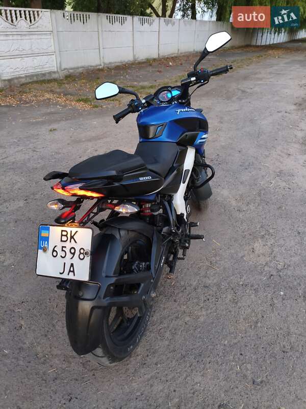 Мотоцикл Без обтекателей (Naked bike) Bajaj Pulsar NS200 2022 в Ровно