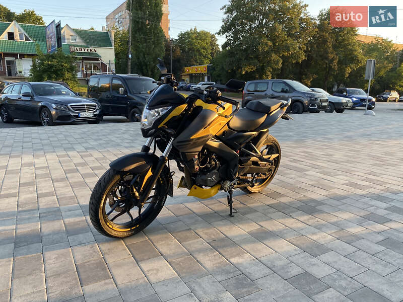 Мотоцикл Классик Bajaj Pulsar NS200 2021 в Каменец-Подольском