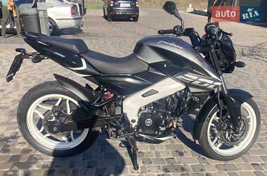 Мотоцикл Классік Bajaj Pulsar NS200 2021 в 