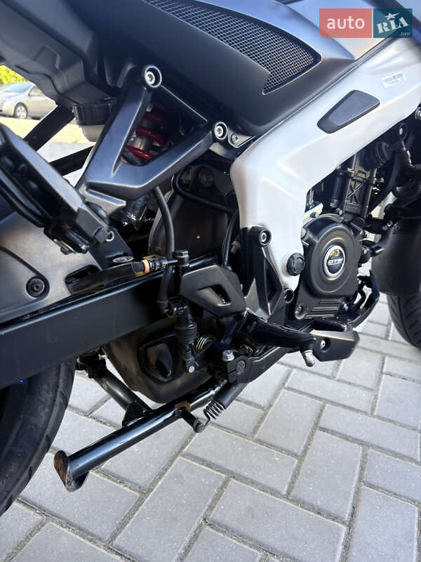 Мотоцикл Без обтекателей (Naked bike) Bajaj Pulsar NS200 2021 в Николаеве