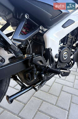 Мотоцикл Без обтекателей (Naked bike) Bajaj Pulsar NS200 2021 в 