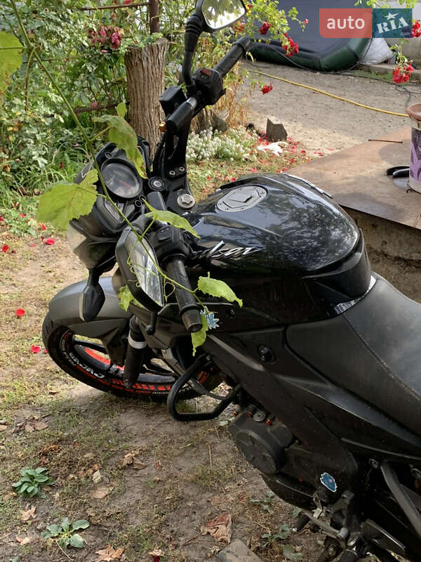 Мотоцикл Классик Bajaj Pulsar NS200 2018 в Ичне