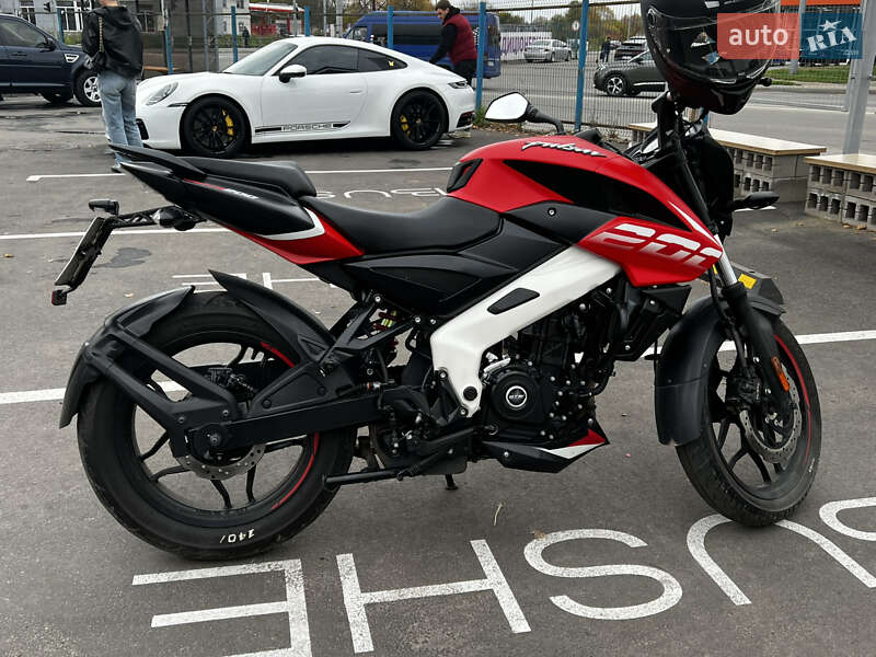 Bajaj Pulsar NS200 2023 Bajaj Pulsar NS200 2023