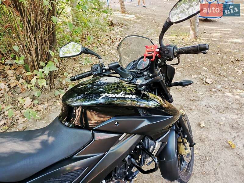 Мотоцикл Классік Bajaj Pulsar 2014 в Запоріжжі фото 3 Мотоцикл Классік Bajaj Pulsar 2014 в Запоріжжі