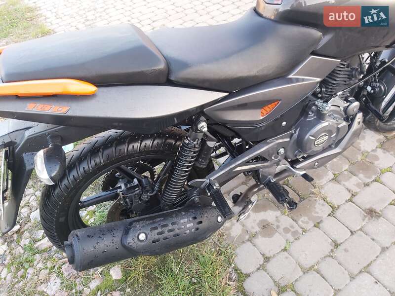 Мотоцикл Спорт-туризм Bajaj Pulsar 2021 в Березному