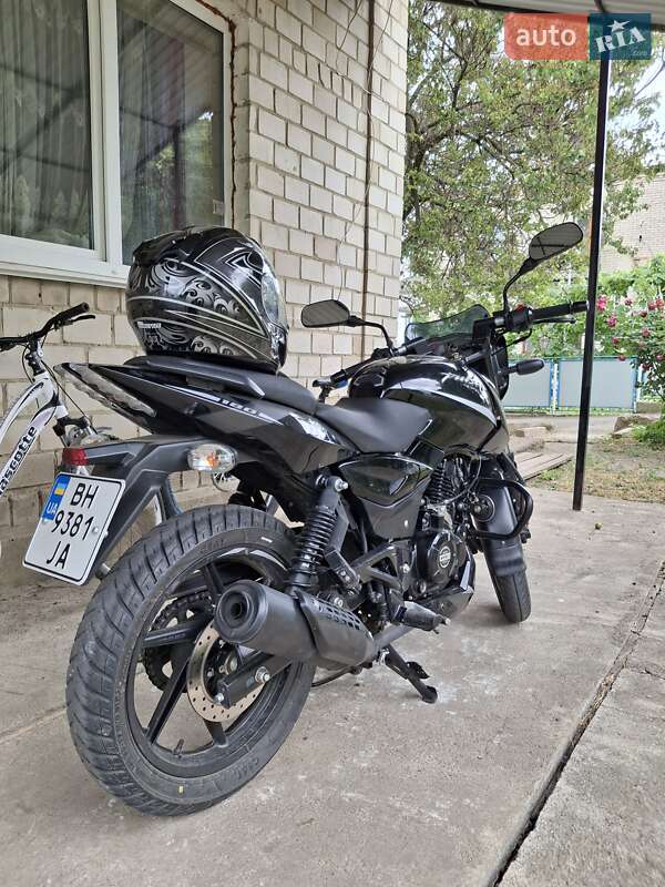 Мотоцикл Спорт-туризм Bajaj Pulsar 2023 в Бершади