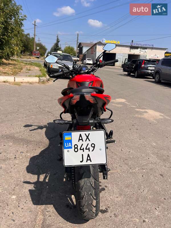 Мотоцикл Багатоцільовий (All-round) Bajaj Pulsar 2024 в Ізюмі