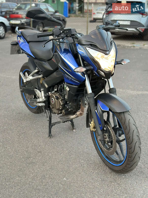 Мотоцикл Без обтікачів (Naked bike) Bajaj Pulsar 2016 в Києві