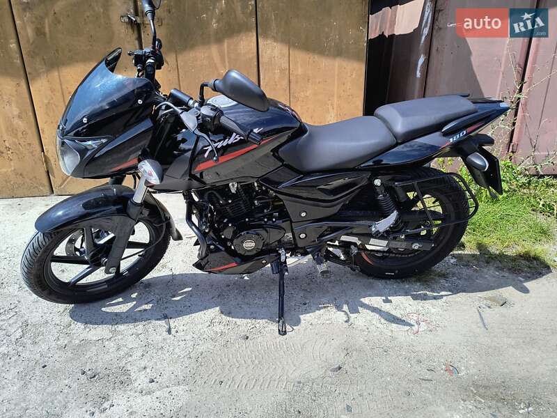 Bajaj Pulsar 2021