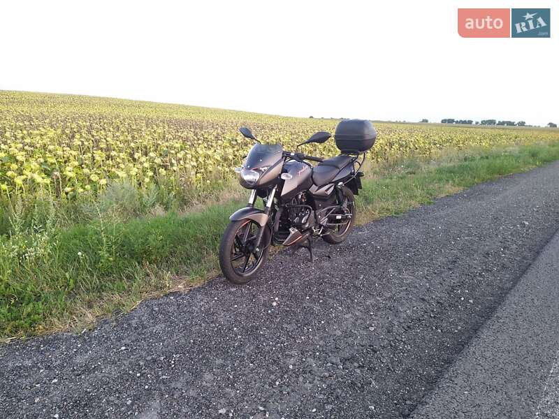Мотоцикл Багатоцільовий (All-round) Bajaj Pulsar 2020 в Черкасах