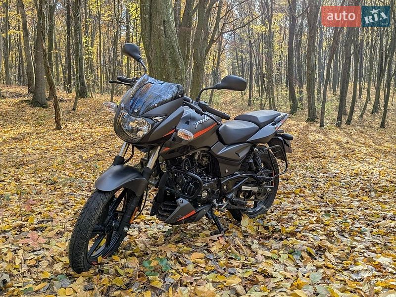 Bajaj Pulsar 2023