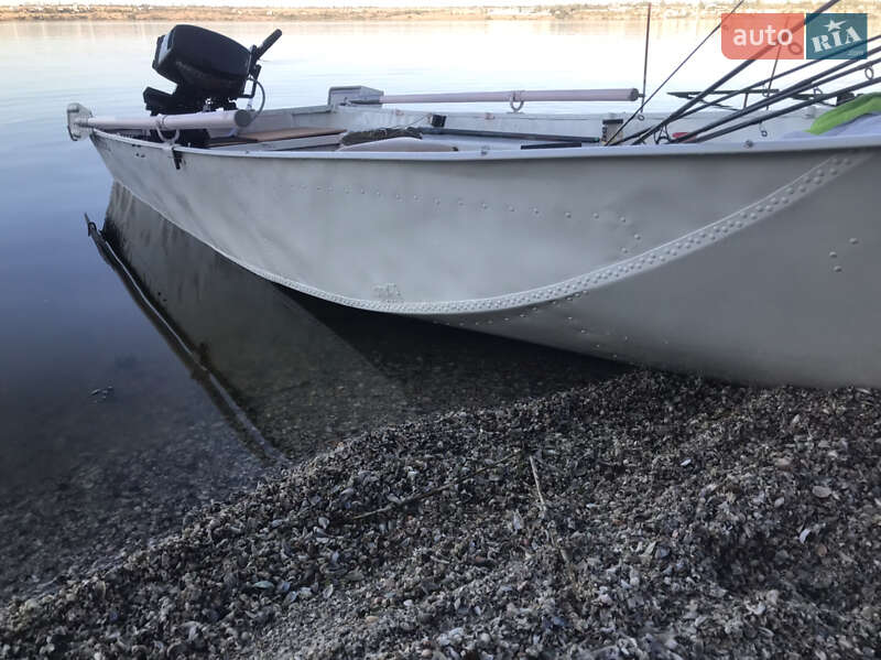 Лодка Бакай 1 1988 в Николаеве