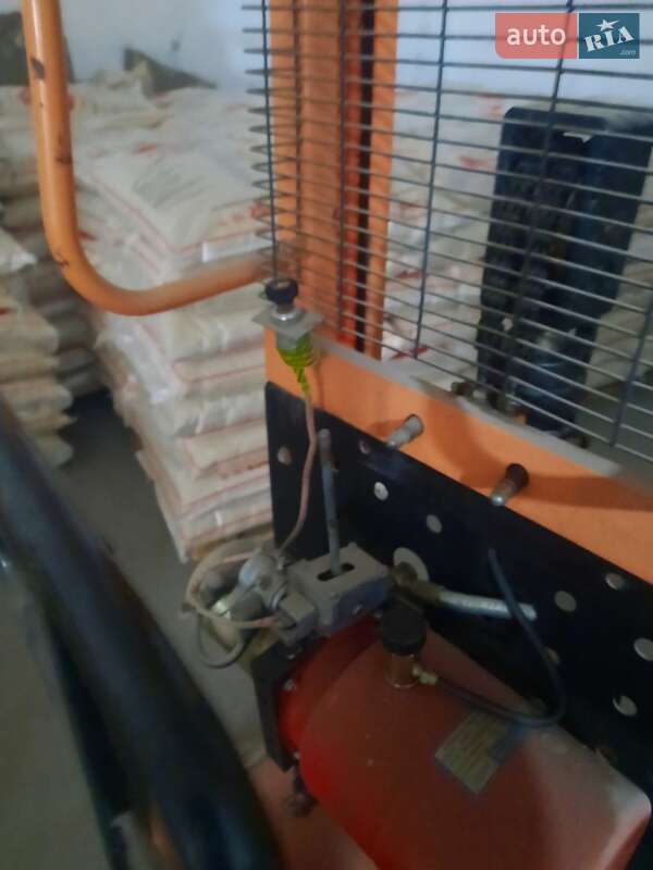 Подъемник телескопический Balkancar EB 1998 в Львове