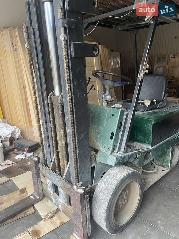 Вилочний навантажувач Balkancar EV 2000 в Радомишлі