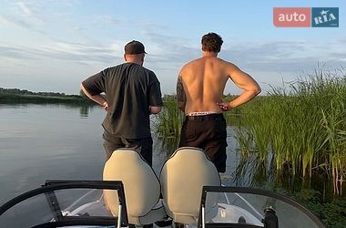 Катер Барс 400 2018 в Києві