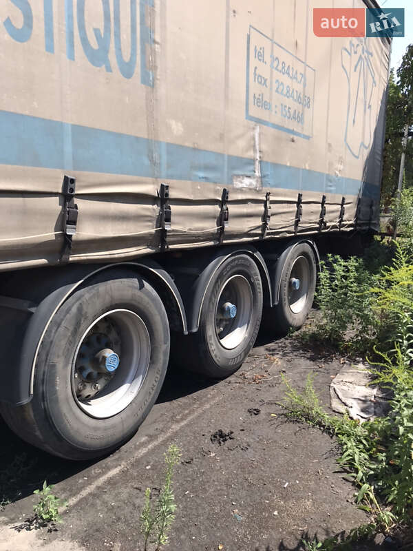 Бортовой полуприцеп Bartoletti 2F111E 1995 в Днепре