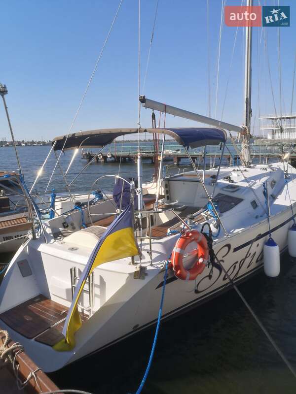Моторна яхта Bavaria Cruiser 1999 в Миколаєві