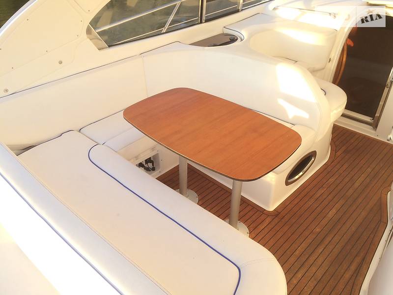 Моторна яхта Bavaria Sport 2009 в Києві