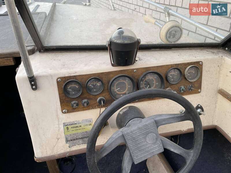 Катер Bayliner 2252 1984 в Киеве фото 20 Катер Bayliner 2252 1984 в Киеве
