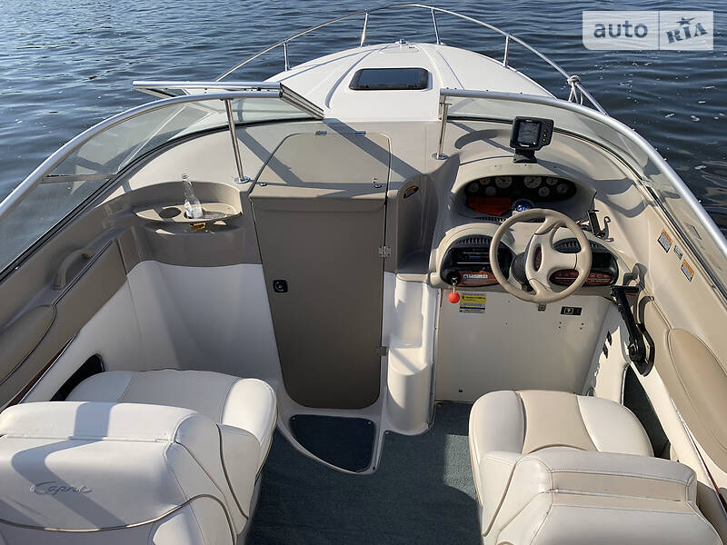 Моторная яхта Bayliner 2352 2001 в Киеве
