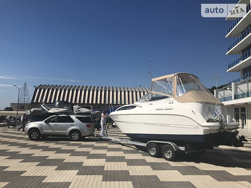Моторна яхта Bayliner 2455 2001 в Одесі