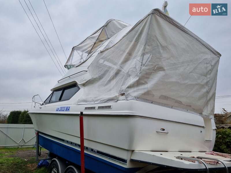 Моторная яхта Bayliner 2859 1999 в Кельменцах