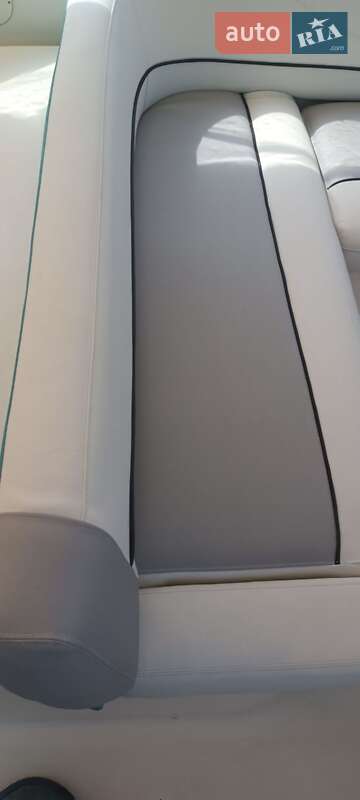 Моторная яхта Bayliner 2859 1999 в Кельменцах