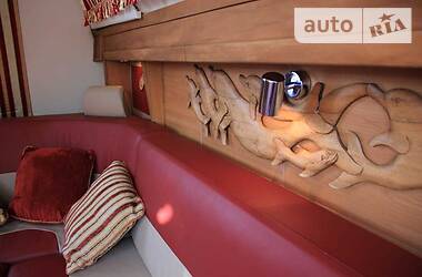Моторна яхта Bayliner 288 2009 в 